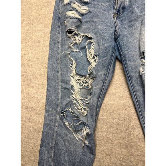 American Eagle Outfitters Hi-Rise Girlfriend Distressed Thrashed Jeans 10 Short - Picture 4 of 12